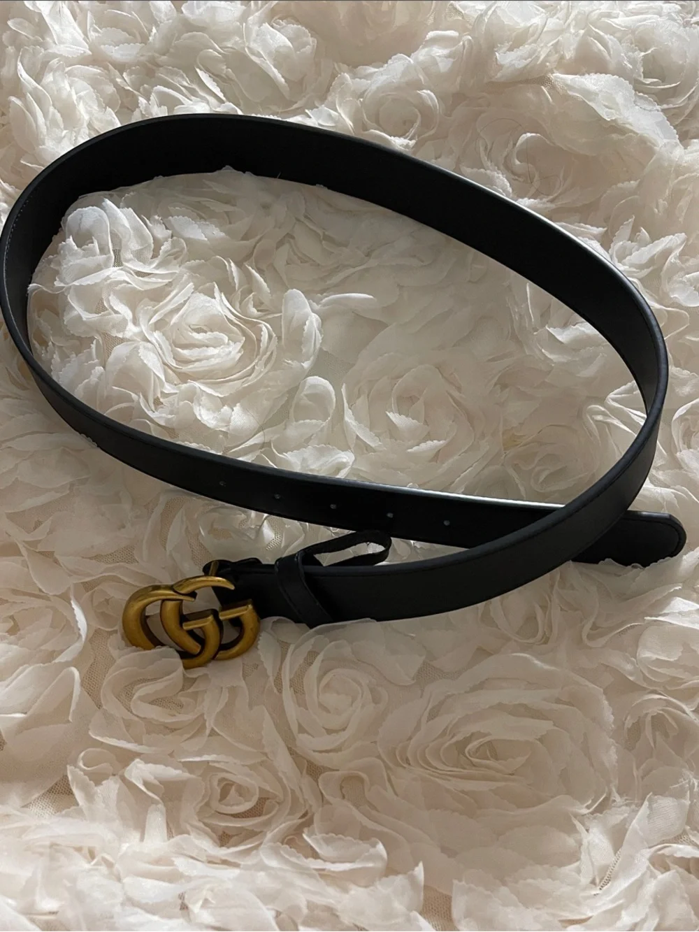 Gucci sleek black